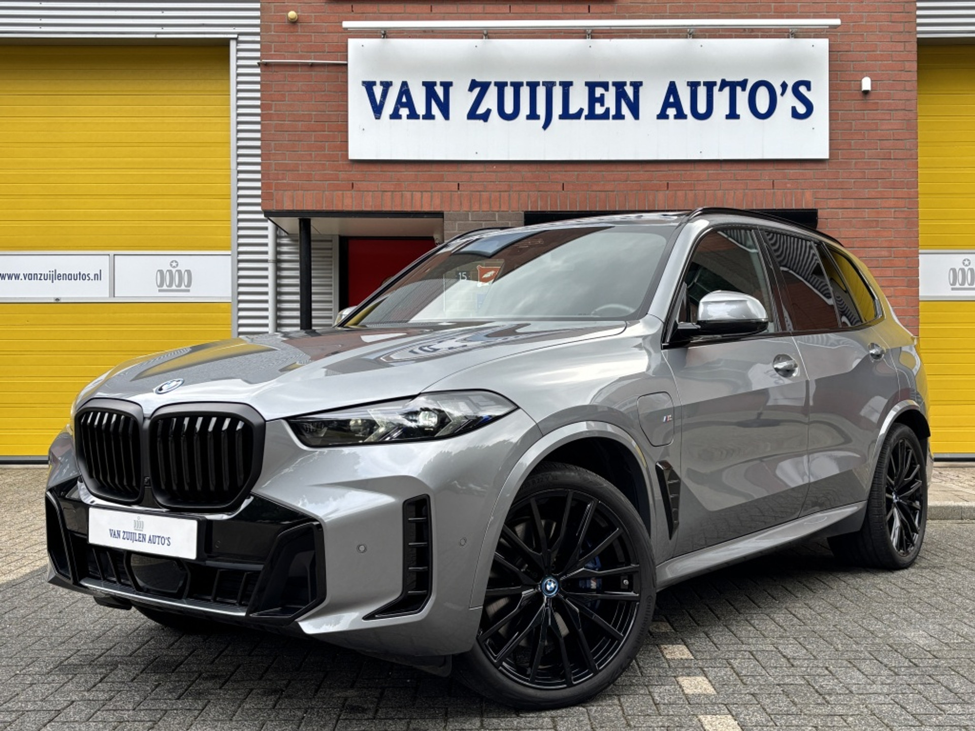 BMW X5 xDrive50e M-Sport Pro Pano 4AS Trekhaak Head-Up Stoelventilatie 38154652-0.jpg | Zuijlen Auto's
