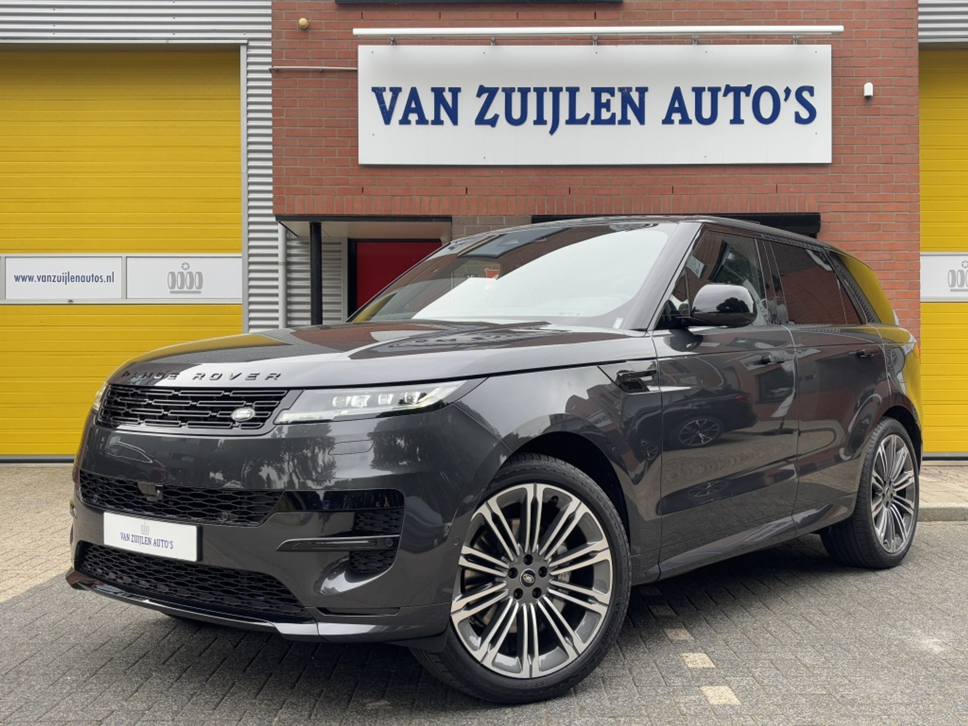 Land Rover Range Rover Sport P460e Dynamic Black Pack Pano 23" Trekhaak Soft Close 41910555-0.jpg | Van Zuijlen Auto's