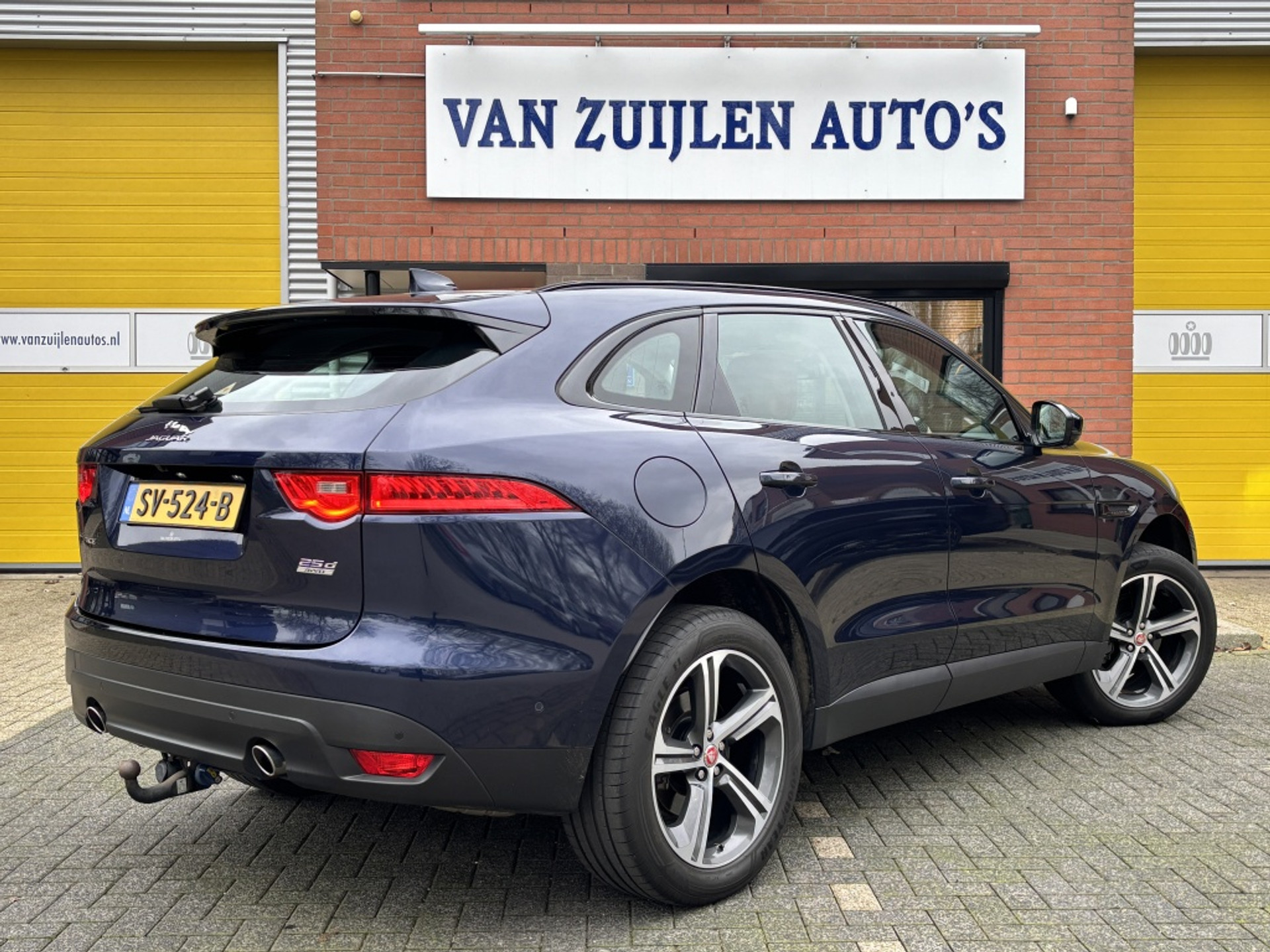 Jaguar F-Pace 25d 241pk AWD Portfolio Black Pack Memory Trekhaak 20" Keyless 42482946-1.jpg | Zuijlen Auto's