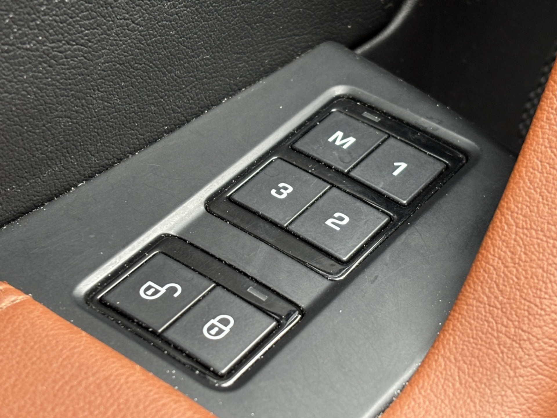 Jaguar F-Pace 25d 241pk AWD Portfolio Black Pack Memory Trekhaak 20" Keyless 42482946-16.jpg | Zuijlen Auto's