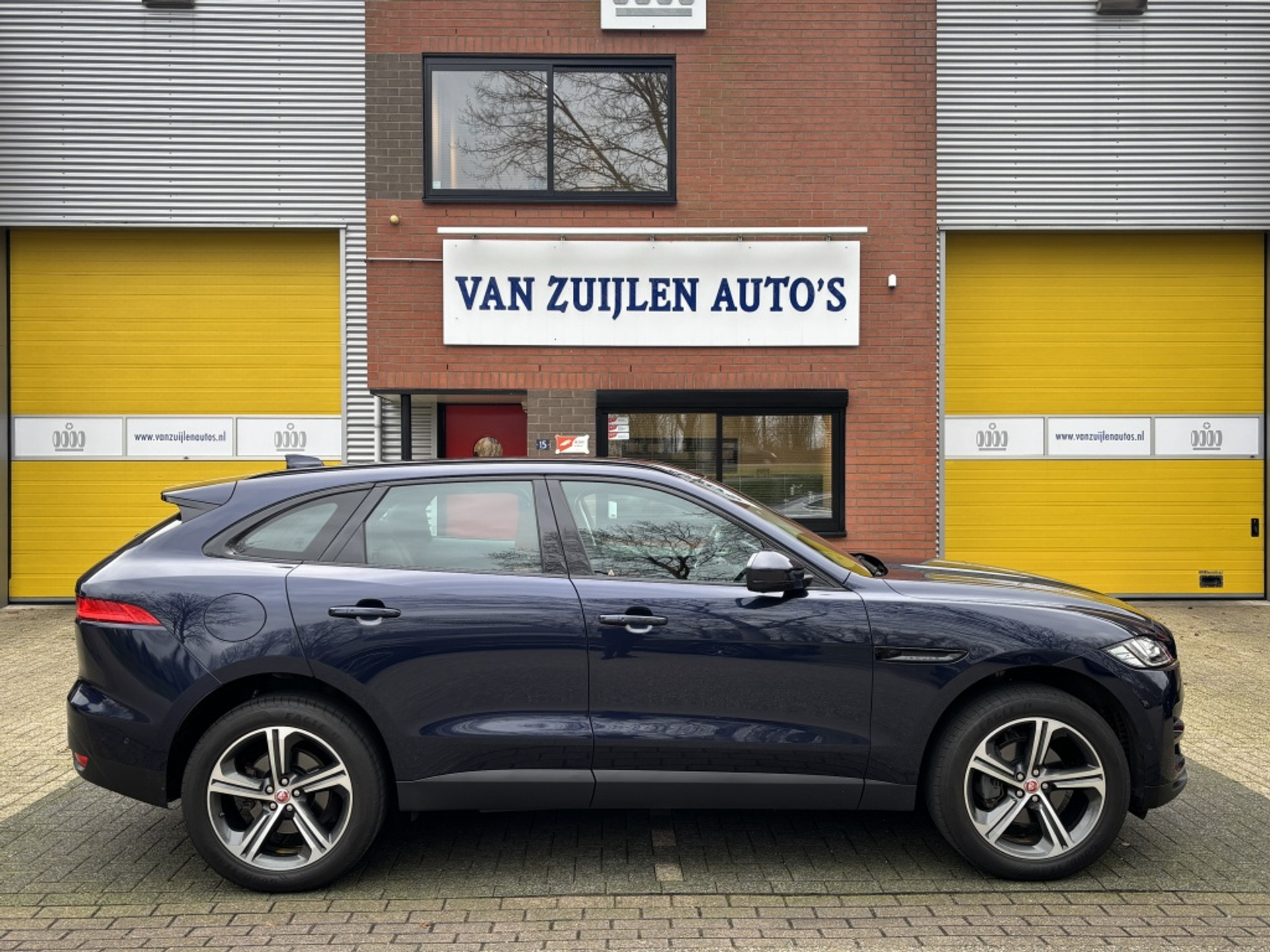 Jaguar F-Pace 25d 241pk AWD Portfolio Black Pack Memory Trekhaak 20" Keyless 42482946-3.jpg | Zuijlen Auto's
