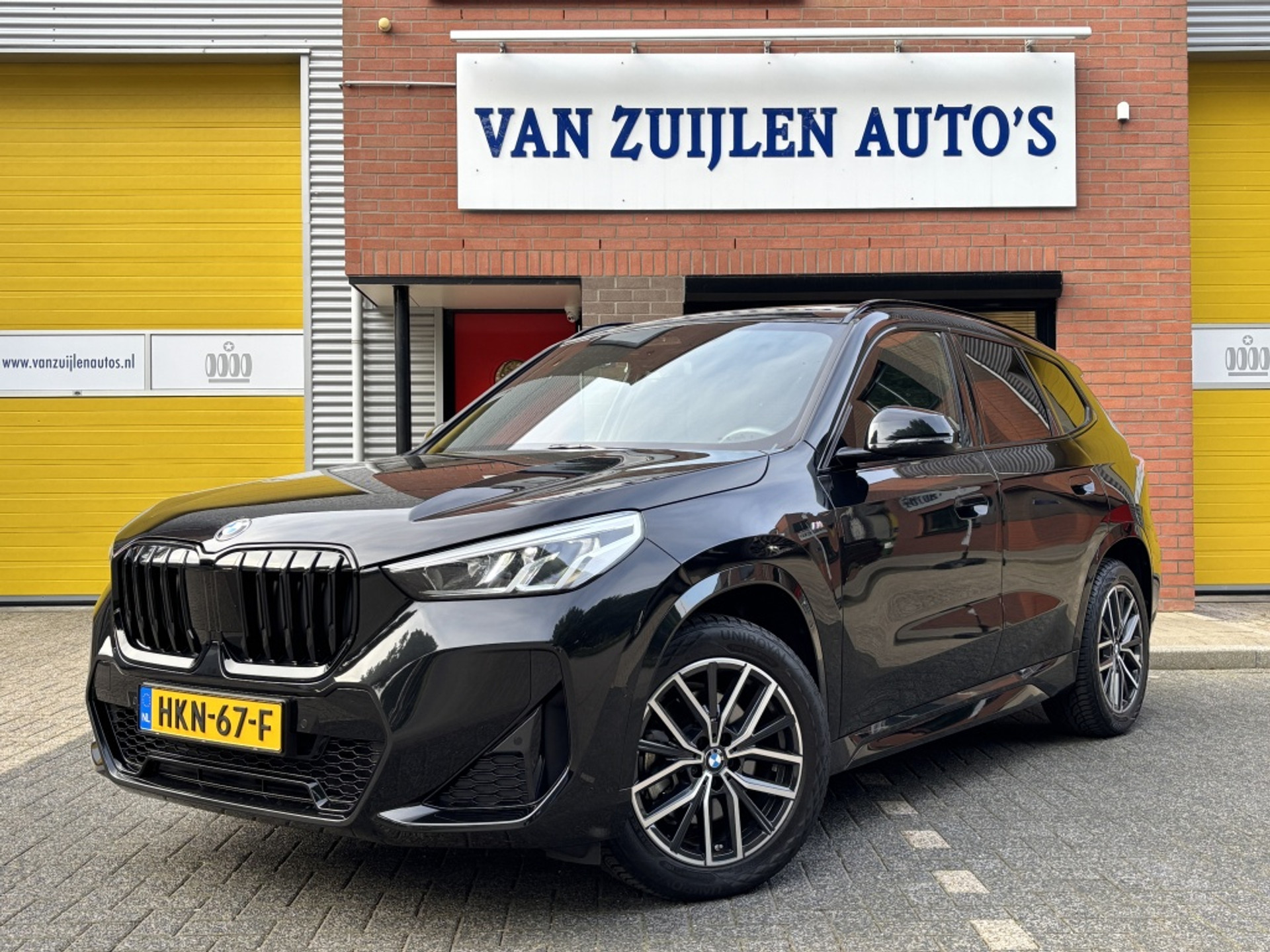 BMW X1 sDrive20i M-Sport Panorama Trekhaak Camera 18'' LED 44882572-0.jpg | Zuijlen Auto's