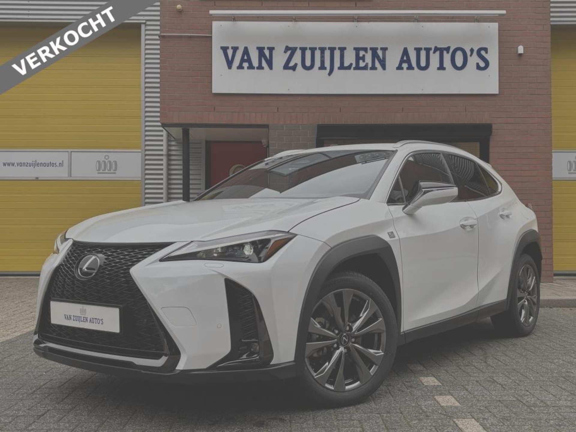 Lexus UX 300h F-Sport Design Leder ACC Camera Blindspot 18'' BTW VERKOCHT 48330951-0.jpg | Van Zuijlen Auto's